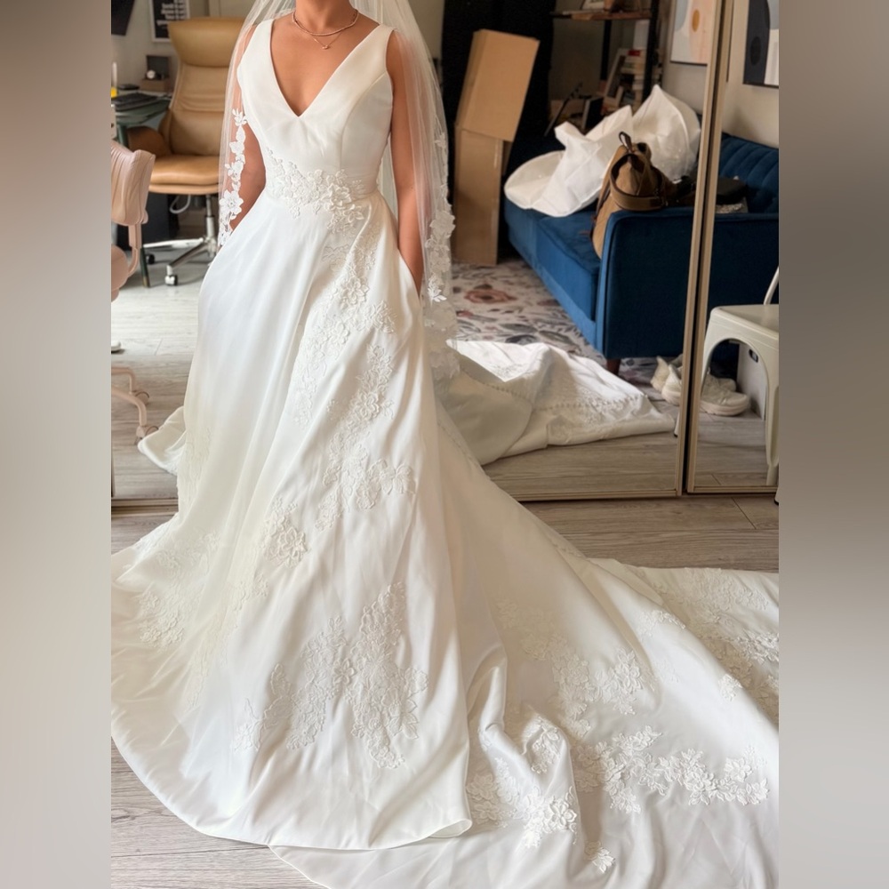 Justin Alexander NWT IDONIA size 4 unworn, unaltered. - Picture 8 of 15